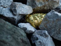 Zlatokopi narazili na MONŠTRUM: Objavili NAJVÄČŠIE zlato všetkých čias! Nezmestil sa ani na váhu