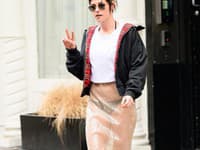 Kristen Steward na ceste do Late Night Show Setha Meyersa
