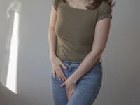 Od 11 rokov verila, že s jej telom nie je niečo v poriadku: Sarah odhalila TABU, ktoré trápi milióny žien!