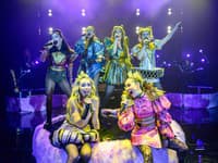 Premiéra muzikálovej šou Six. 