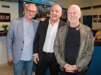 Skupinu Elán založili v roku 1968 spolužiaci zo základnej školy - Jožo Ráž a Vašo Patejdl.