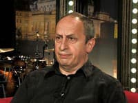 Moderátor Jan Kraus bojuje s vážnymi zdravotnými ťažkosťami: Jeho srdce bije príliš pomaly