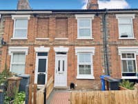 Krásny dom za 200-tisíc skrýva BIZARNÉ tajomstvo: Stačilo otvoriť dvere DO KUCHYNE a záujemcov prešiel SMIECH!