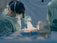 Prežil 48 hodín BEZ PĽÚC! Bežná chrípka mu v 33 rokoch ROZPUSTILA pľúca: Lekári urobili niečo, čo ODPORUJE prírode!