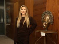 Krst zimného vydania magazínu spojená s výstavou sochárky Jany Brisudovej a fotografky Kristíny Schreiberovej. 