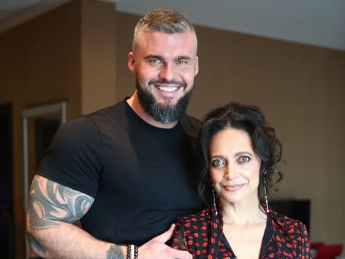 Mesiac to tajili: Lucie