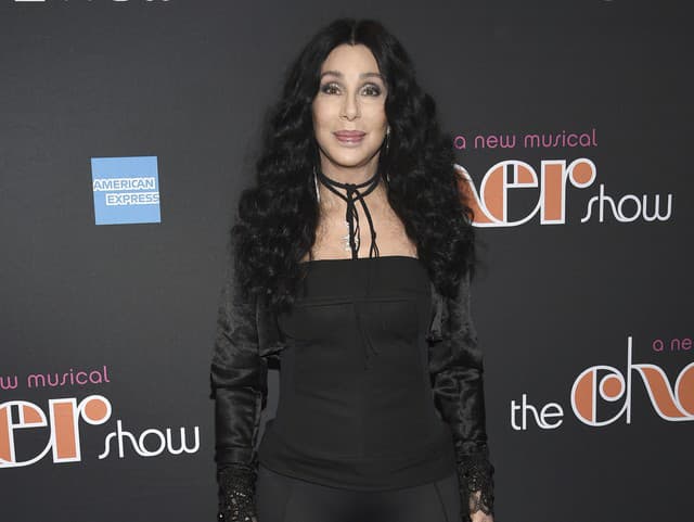 Hviezdna Cher čelí ŠOKUJÚCEMU OBVINENIU: Preboha! Vraj si objednala únos svojho syna
