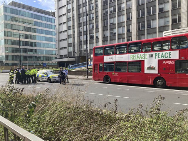 Brutálny útok v Londýne! O život prišlo len 15-ročné dievča