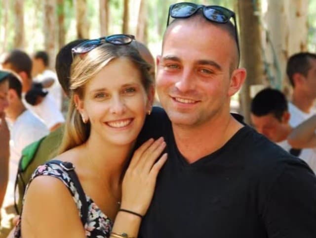 Rodičia stihli ukryť svoje deti, potom ich zabil Hamas.