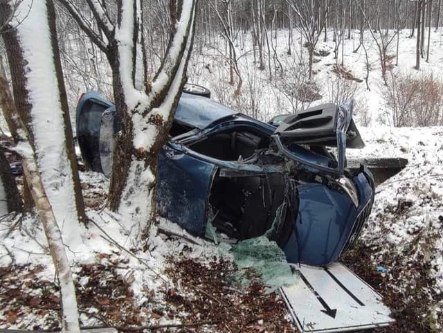 Po dopravnej nehod oživovali