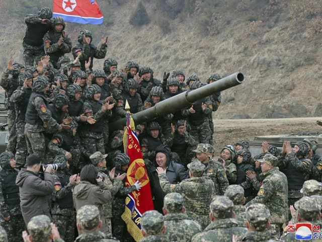Na snímke poskytnutej severokórejskou