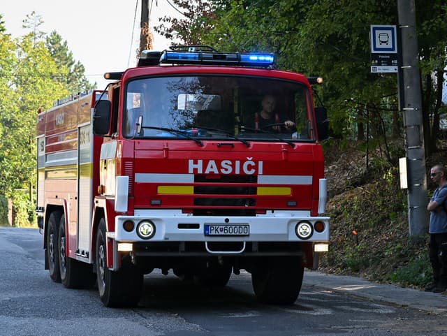 Hasiči preverovali únik čpavku