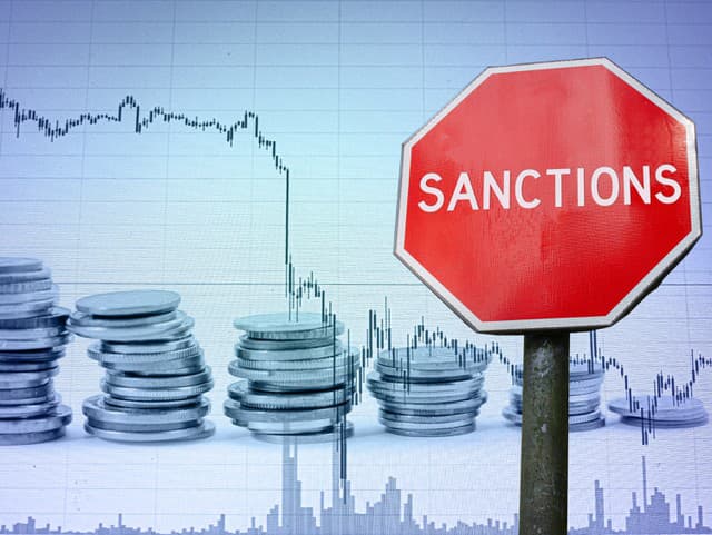 Slovensko hrozí blokovaním predĺženia