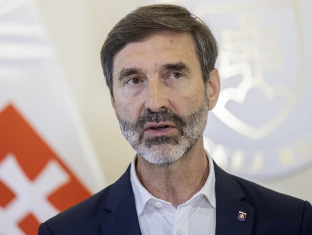 Minister zahraničných vecí a