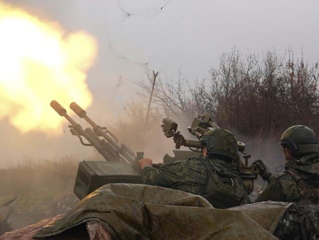 Ruskí vojaci pália na