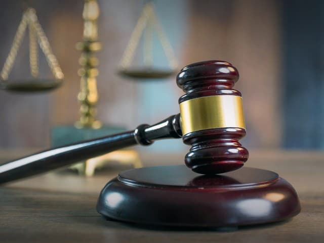 Priznal sa k podplácaniu!