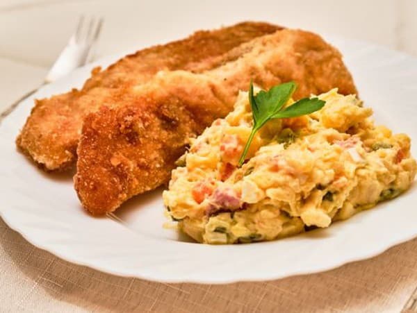 Zabehnutá kosť v krku