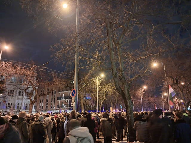 Budapešť na nohách! VIDEO