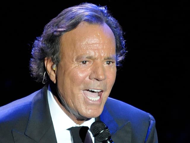 Julio Iglesias