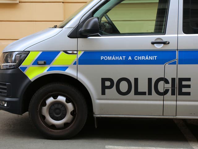 Česká polícia zadržala človeka,