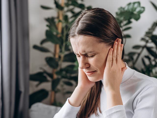 Počujete v ušiach vlastný