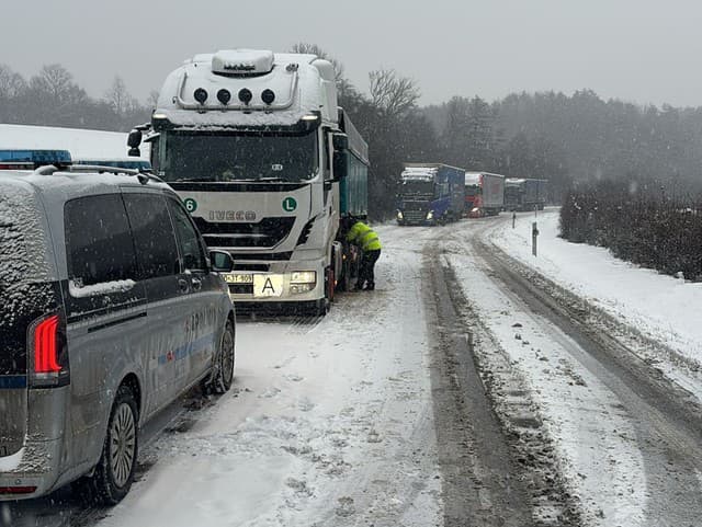 Čerstvo napadnutý sneh miestami