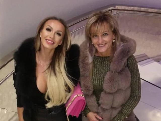 Monika Jakliová s mamou