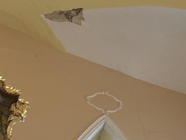 MIMORIADNE Zemetrasenie poškodilo 350-ročný