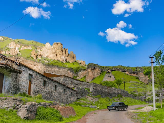 Opustené jaskyne plné tajomstiev: