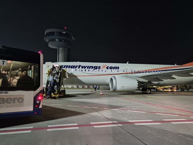 Bratislavské letisko hlási prvé