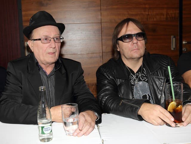 Janda po smrti klávesáka