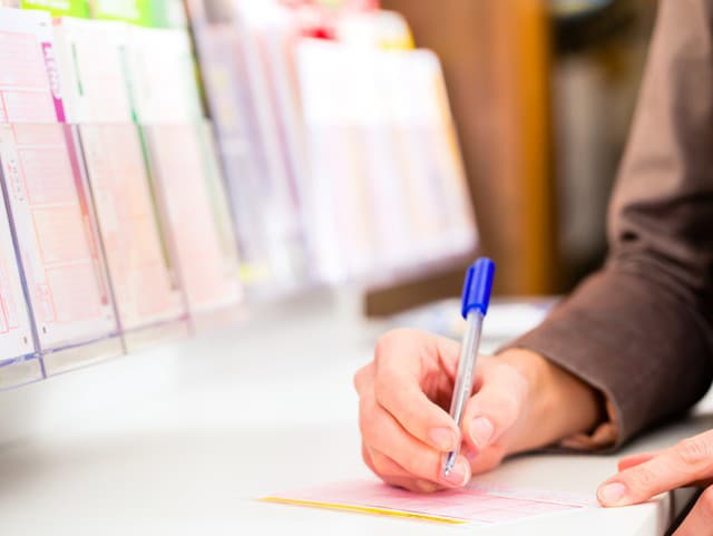 Chcela stlačiť iné číslo,