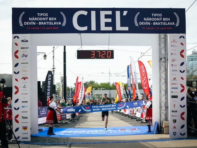 Padla päťtisícová méta, záujem