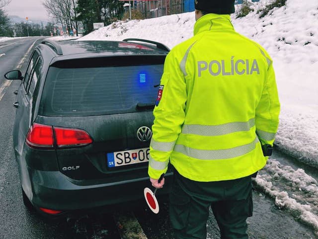 Je poriadne rušno: Polícia