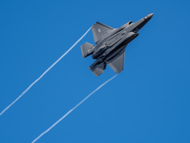  americká stíhačka F-35