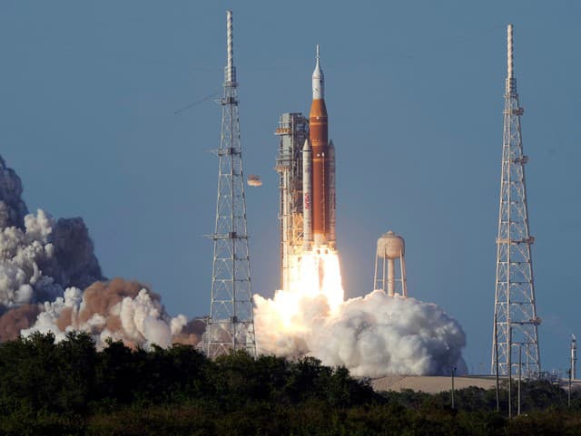 Štart rakety Orion a