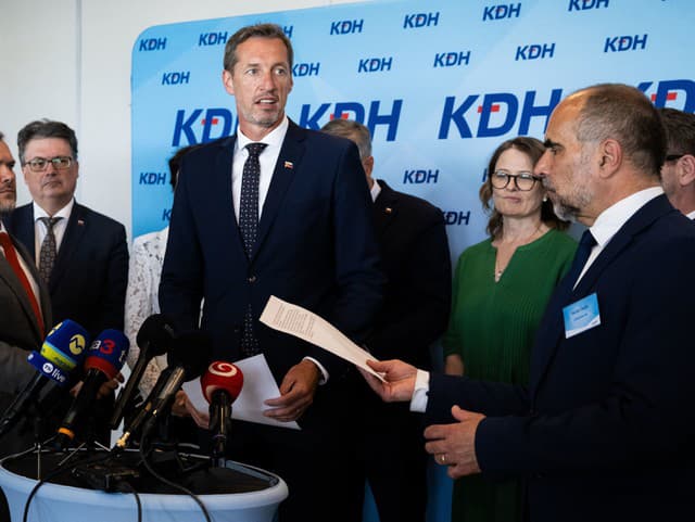 členovia Kresťanskodemokratického hnutia (KDH)