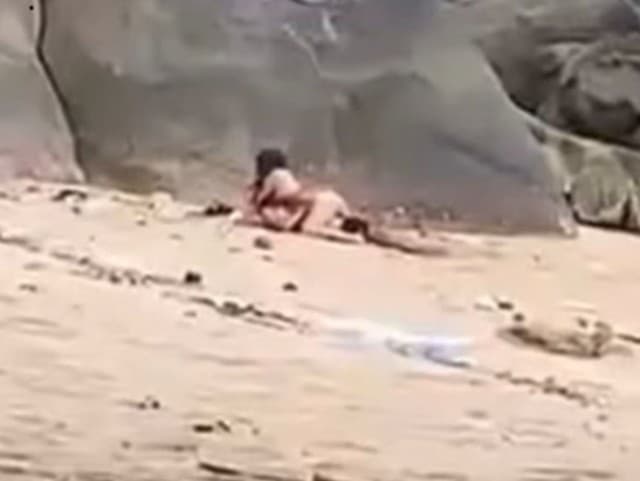 Párik si užíval za