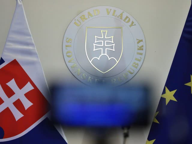 Vláda sa bude venovať