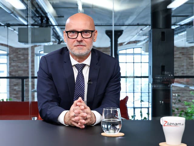 Šéf SaS dáva košom