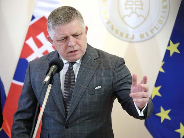 Estónsko nepovolí Ficovi prelet