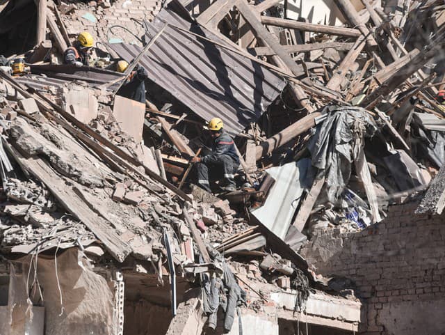 MIMORIADNY ONLINE Útok na