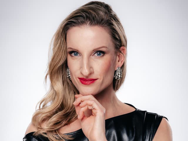 Adela Vinczeová