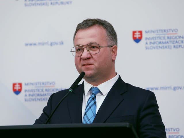 MIMORIADNE V prípade firmy Šalitrošovho brata ÚBOK vzniesol OBVINENIE: Státisícová škoda a sfalšované žiadanky?