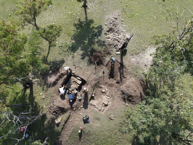 Archeologicky nález pri Vrábloch.