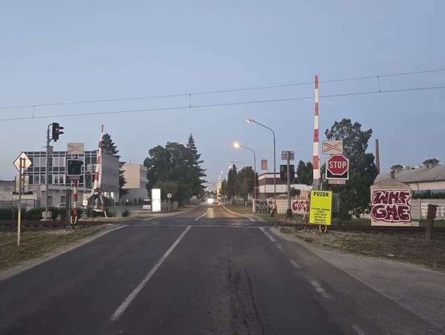 Signalizácia železničného priecestia na