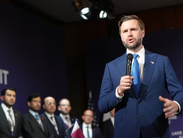  J.D. Vance
