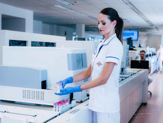 Medirex prevádzkuje najväčšiu laboratórnu