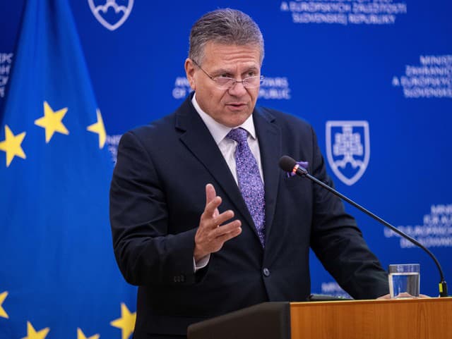 Komisár pre obchod a