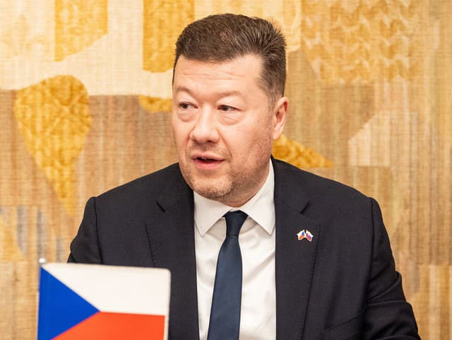 Zľava: Predseda Národnej rady